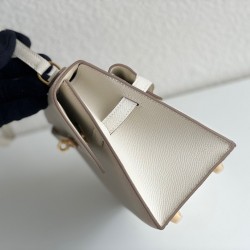 Hermes Kelly En Desordre 20 Handmade Bag In Craie Epsom Calfskin