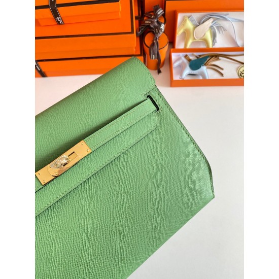 Hermes Kelly Depeches 25 Pouch in Vert Criquet Epsom Calfskin