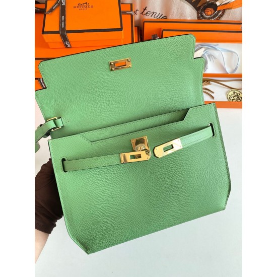 Hermes Kelly Depeches 25 Pouch in Vert Criquet Epsom Calfskin