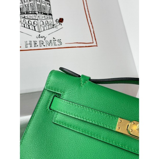 Hermes Kelly Pochette Handmade Bag In Bamboo Swift Calfskin