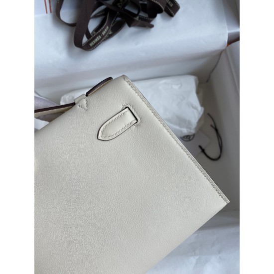 Hermes Kelly Pochette Handmade Bag In Nata Swift Calfskin