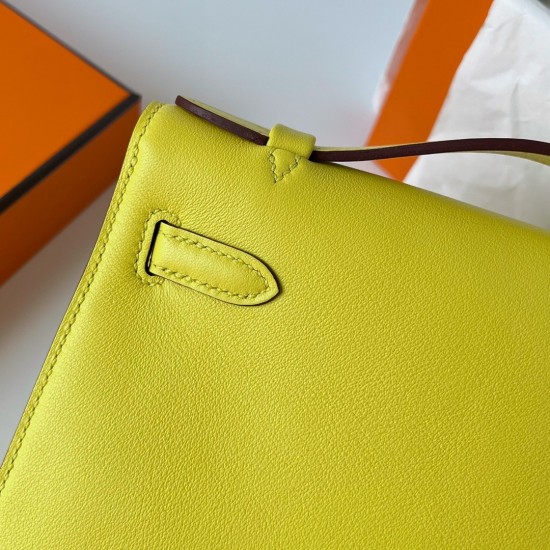 Hermes Kelly Pochette Handmade Bag In Lime Swift Calfskin