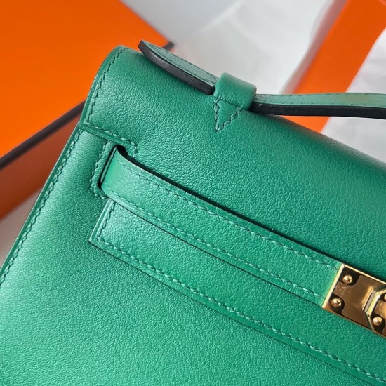 Hermes Kelly Pochette Handmade Bag In Vert Vertigo Swift Calfskin