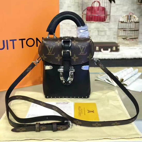 Louis Vuitton M43039 Camera Box Crossbody Bag Monogram Canvas