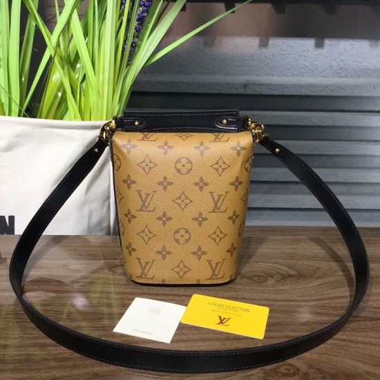 Louis Vuitton Bento Box M43518 Monogram Canvas