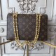 Louis Vuitton Victoire M44038 Monogram Canvas