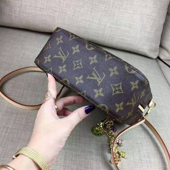 Louis Vuitton M47500 Spontini Tote Bag Monogram Canvas