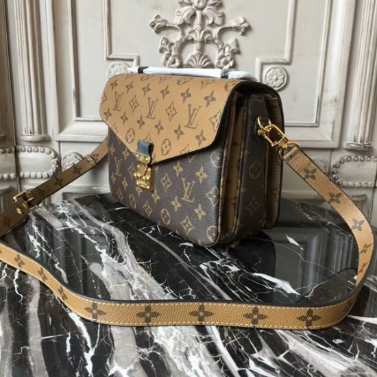 Louis Vuitton M41465 Pochette Metis Crossbody Bag Monogram Canvas