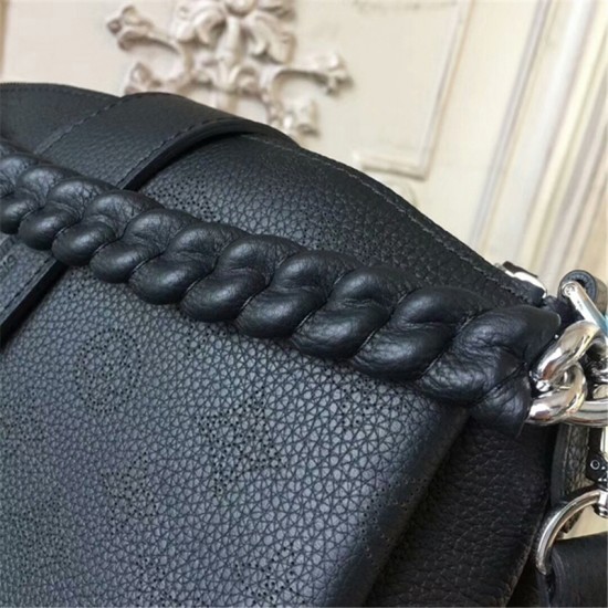 Louis Vuitton M51223 Babylone Chain BB Hobo Bag Mahina Leather